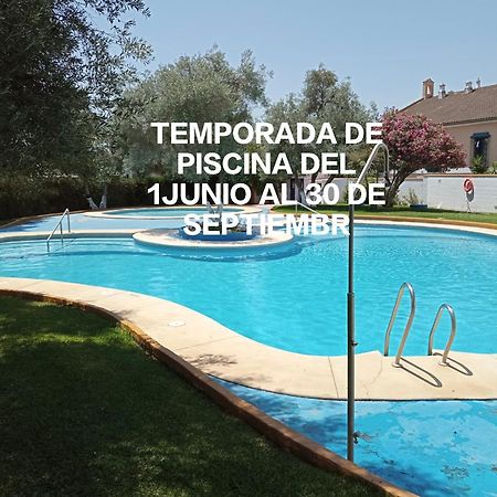 Sevilla Brisas Vip Valencina De La Concepcion Extérieur photo