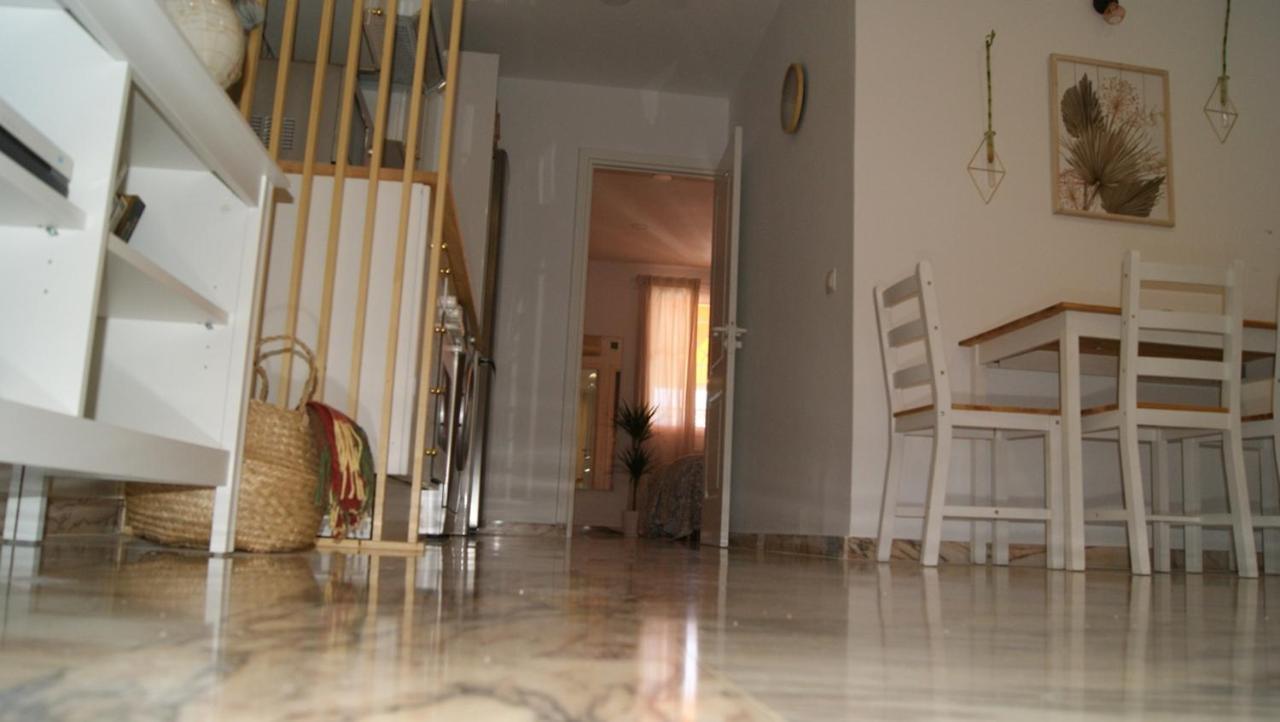 Sevilla Brisas Vip Valencina De La Concepcion Extérieur photo